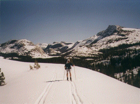 Approaching Olmstead Point with Tenaya Lake in background